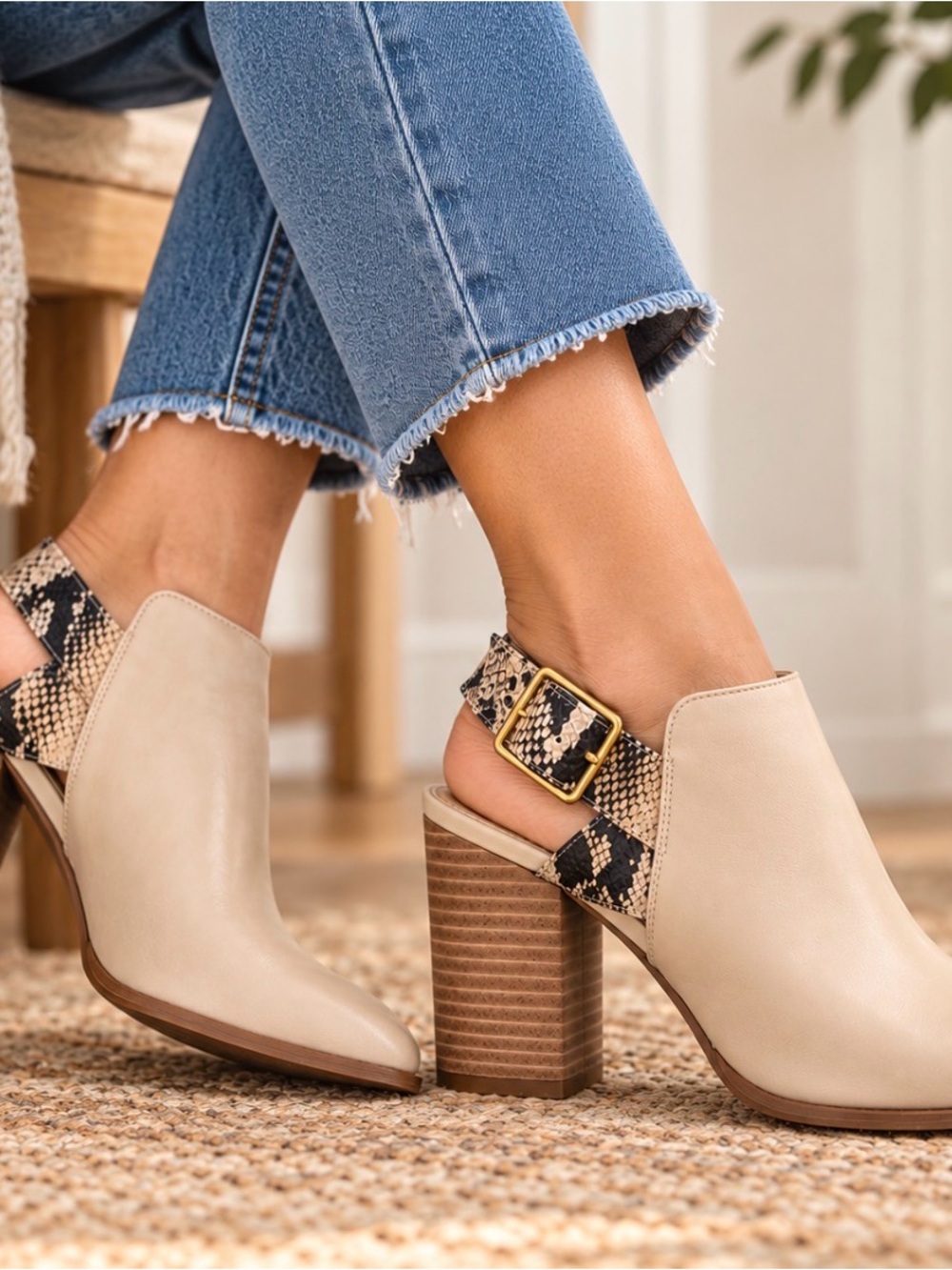 Gibson Latimer Beige Leather Block Heel Ankle Booties with Snake-Print Strap 8.5